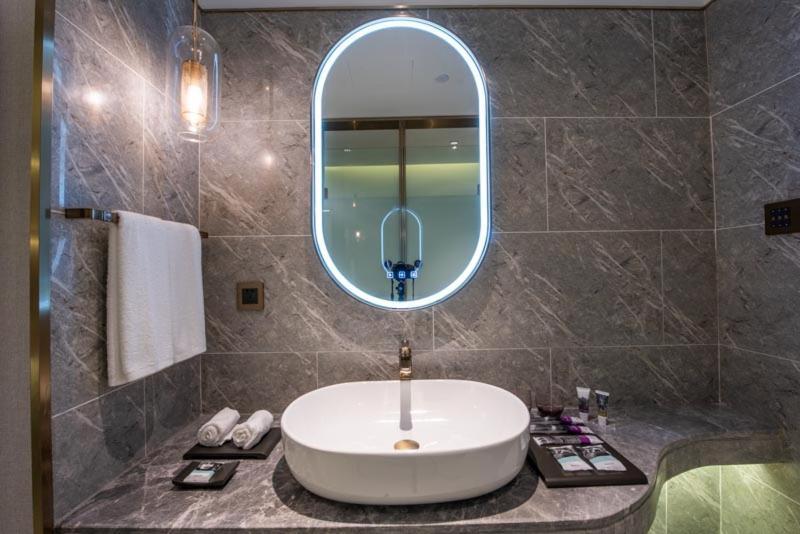 Mercure Shanghai Jiuting Eksteriør bilde